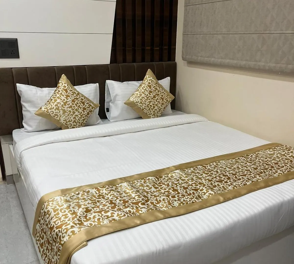 Hotel Divyanshi Inn Varanasi
