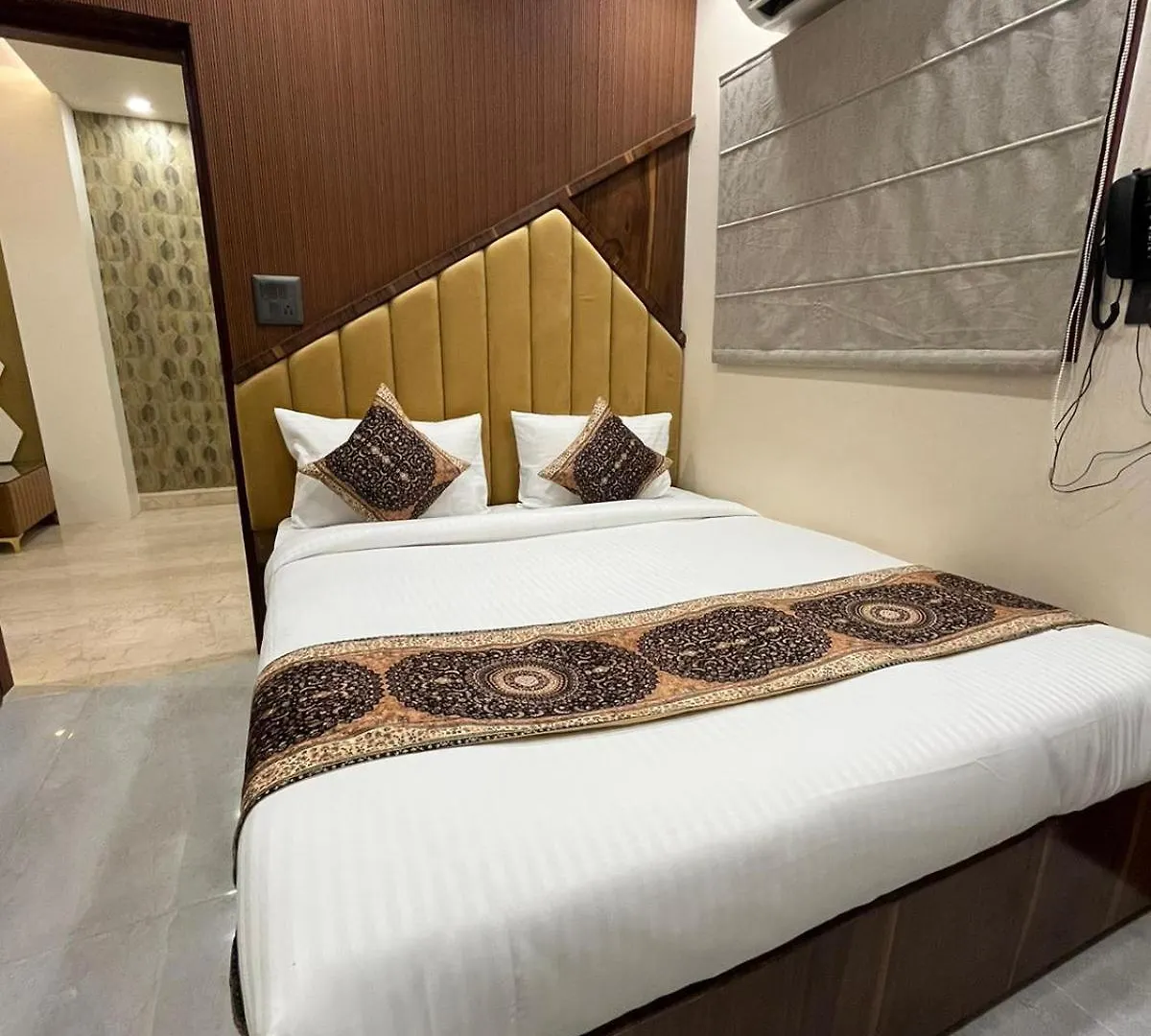 Hotel Divyanshi Inn Varanasi