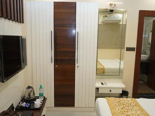 Hotel Divyanshi Inn Varanasi India
